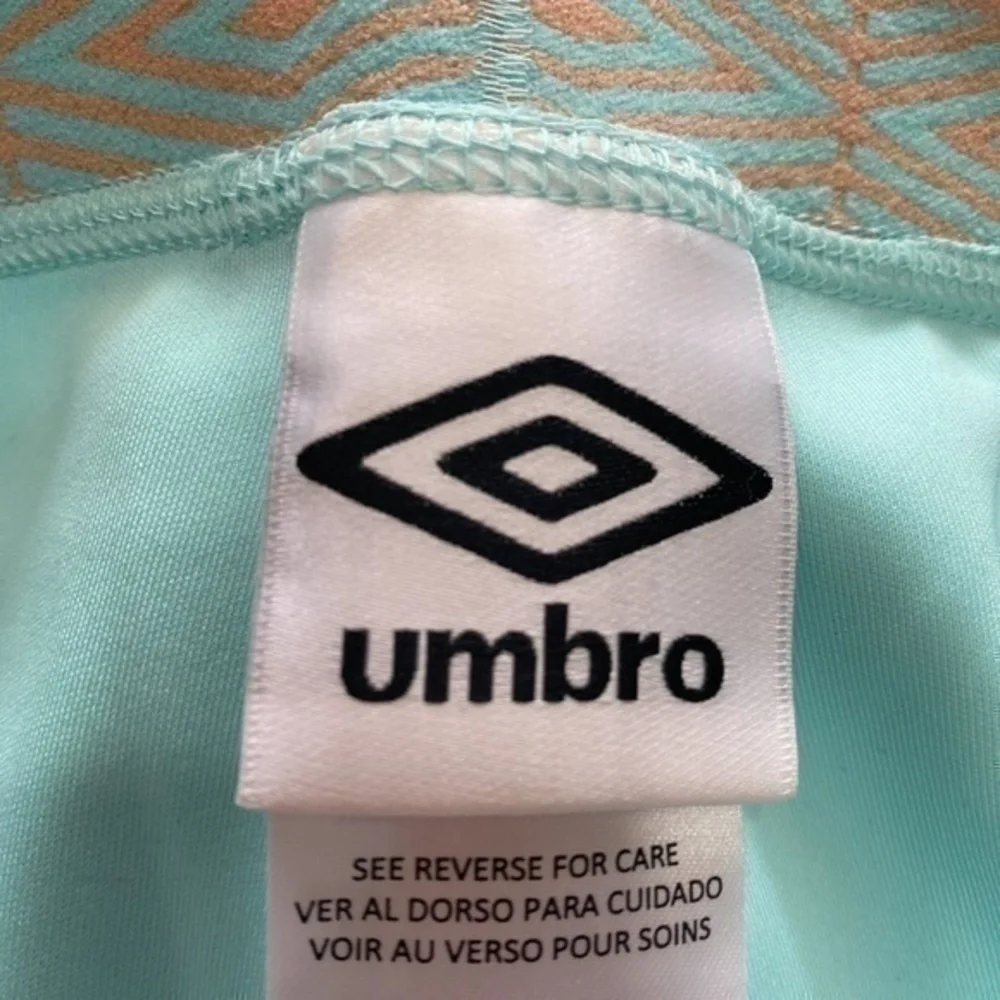 Umbro Athletic Shorts Size Small Chico Petit NWT
